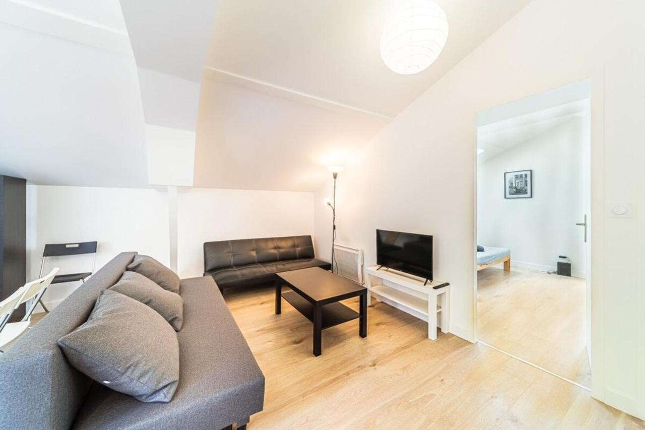 Le Pelisson 6 People Functional Gratte Ciel Apartment Villeurbanne Exterior photo