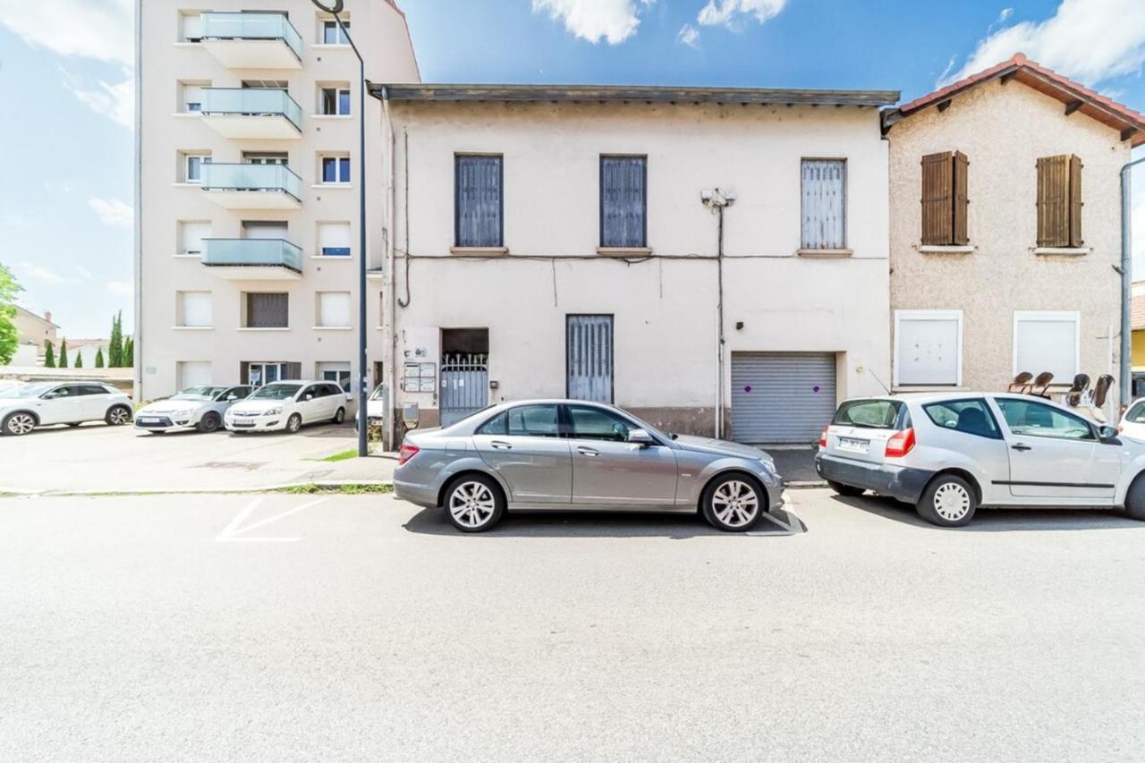 Le Pelisson 6 People Functional Gratte Ciel Apartment Villeurbanne Exterior photo